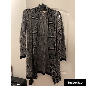 Freeway knitted cardigan black and white